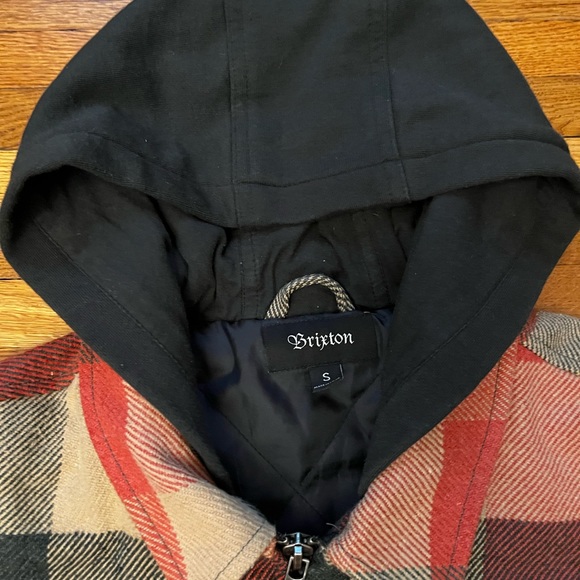 Brixton Bowery Black Red And Tan Plaid Hooded Flannel Jacket Size Men’s Small - Picture 6 of 10
